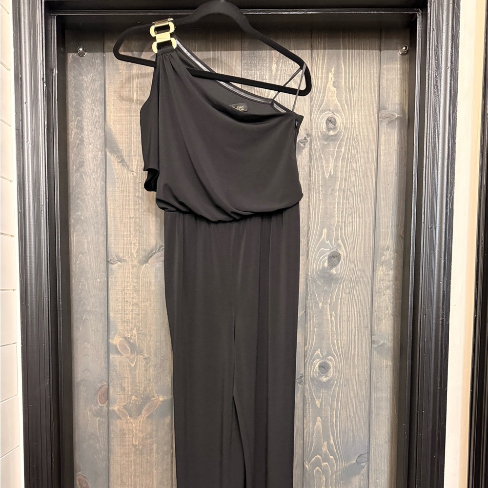 Thalia Sodi Elegant Black One-Shoulder Jumpsuit